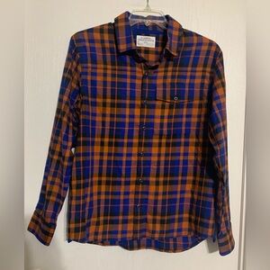 REI Cooperative Flannel Long Sleeve Button Down
Shirt - Medium
